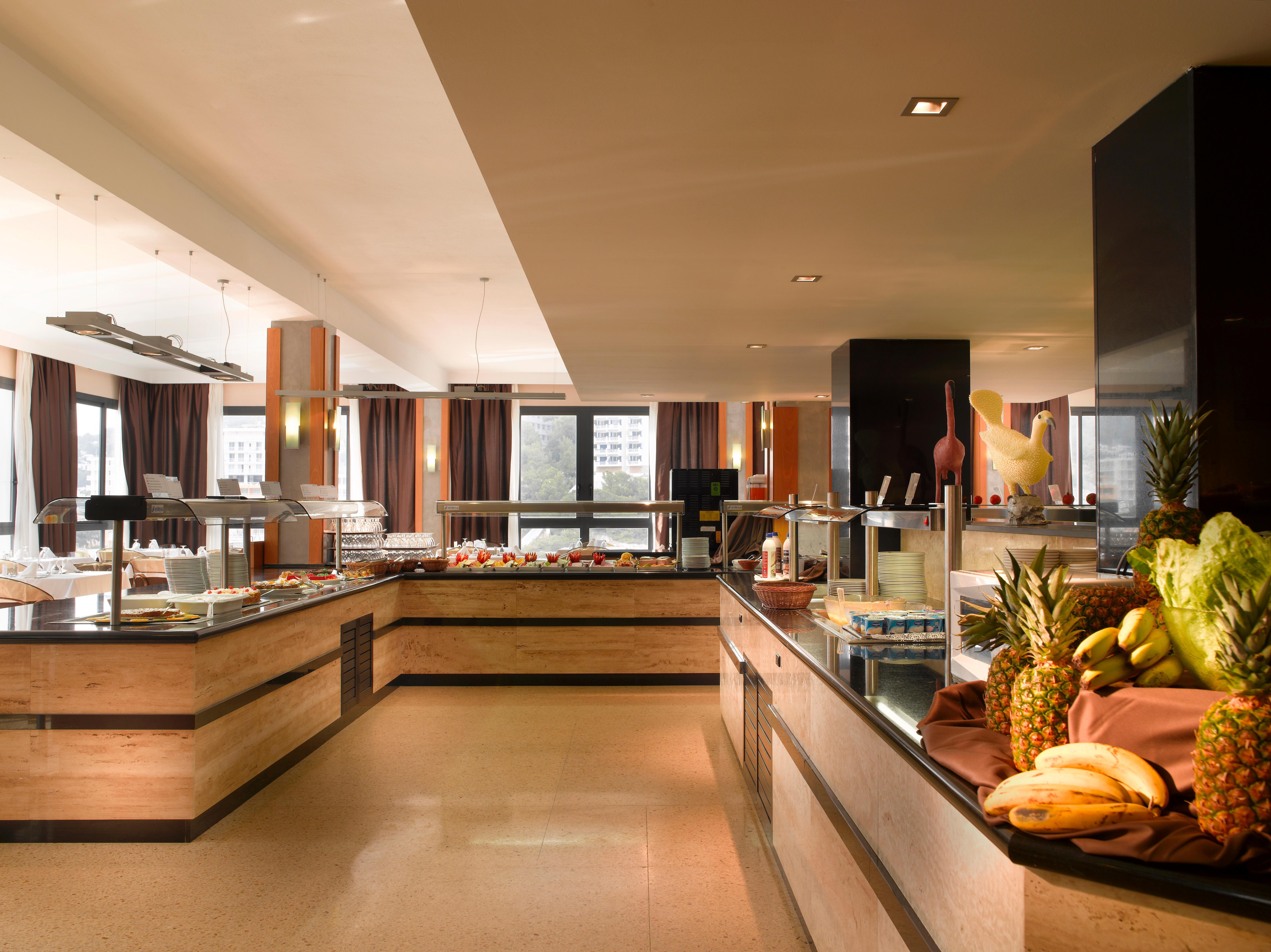 Palladium Hotel Cala Llonga - Adults Only מראה חיצוני תמונה