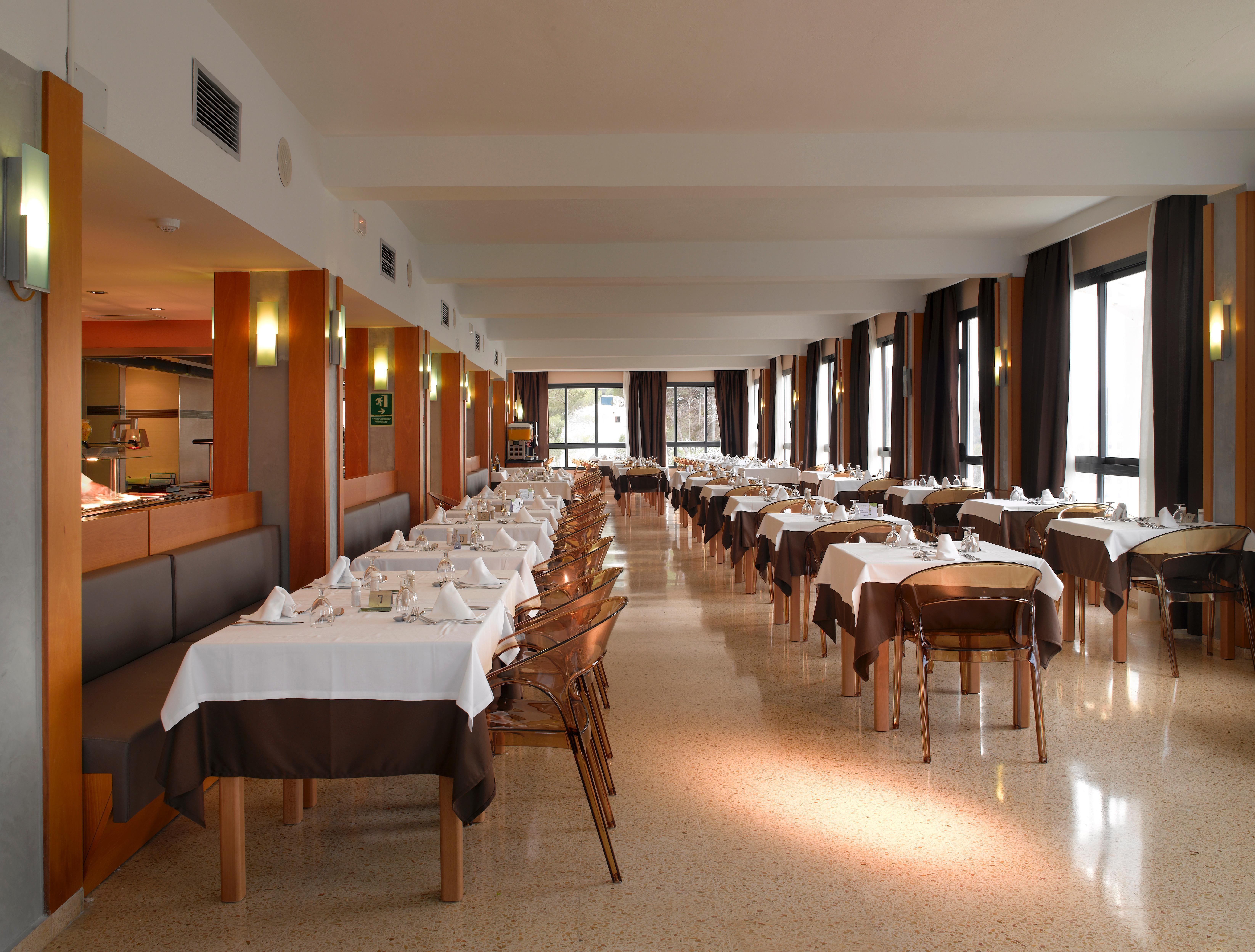 Palladium Hotel Cala Llonga - Adults Only מראה חיצוני תמונה