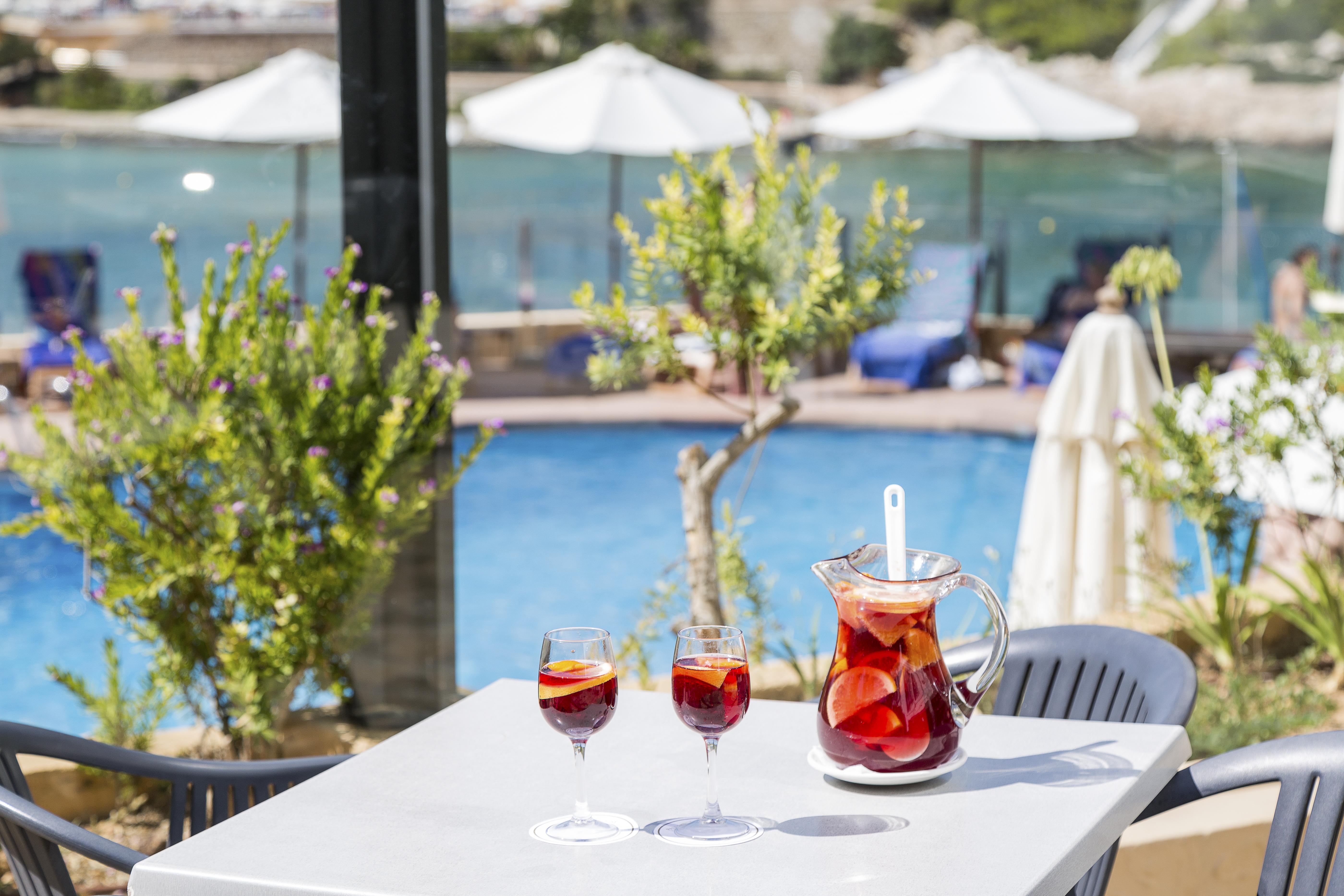 Palladium Hotel Cala Llonga - Adults Only מראה חיצוני תמונה