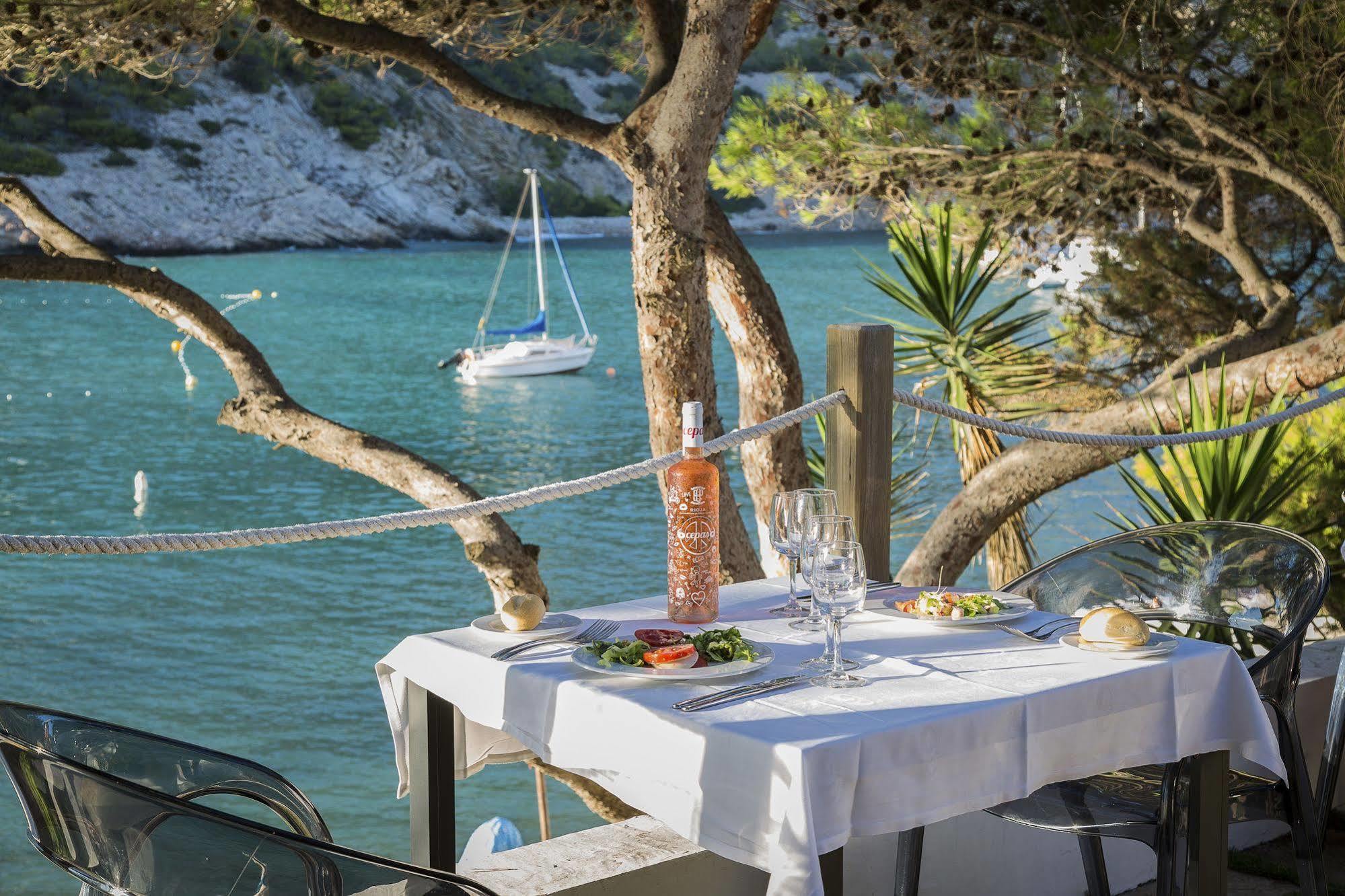 Palladium Hotel Cala Llonga - Adults Only מראה חיצוני תמונה